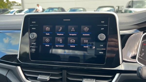 Used Volkswagen T-Roc 2025 for sale - 76328213: Photo 24