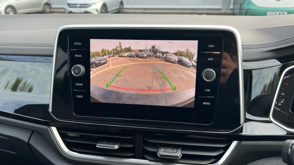 Used Volkswagen T-Roc 2025 for sale - 76870304: Photo 22