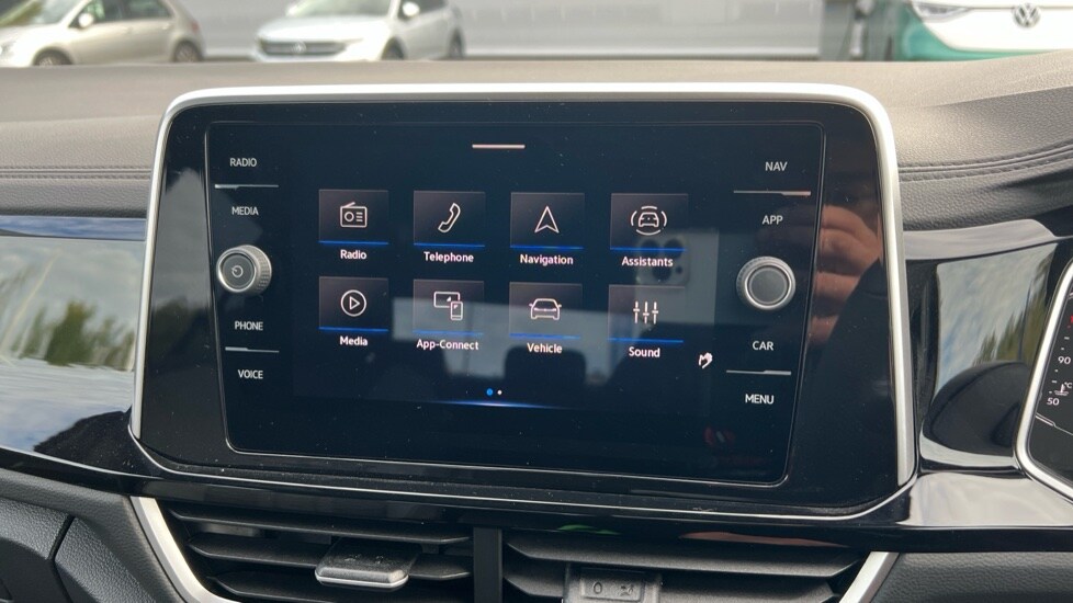 Used Volkswagen T-Roc 2025 for sale - 76870304: Photo 24