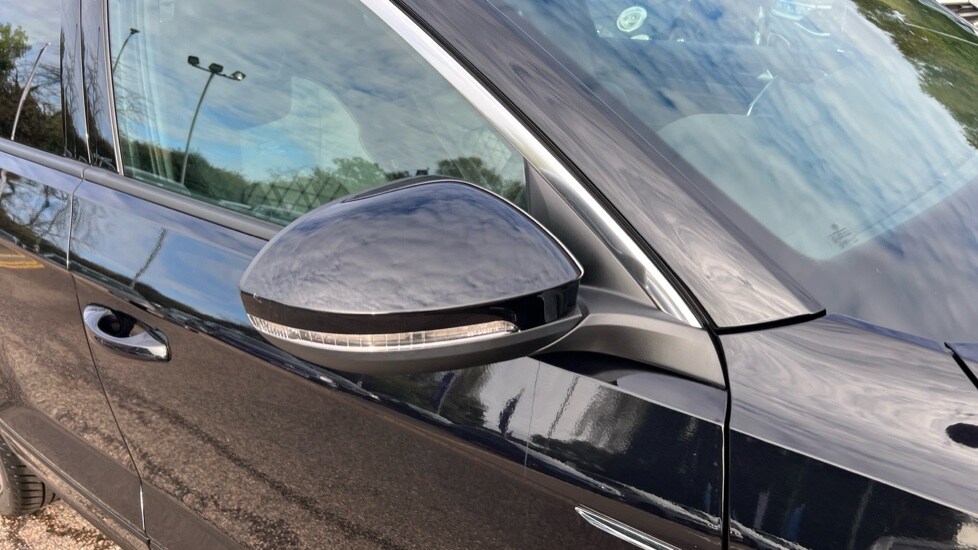 Used Volkswagen T-Roc 2025 for sale - 76870304: Photo 42