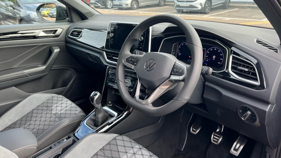 Used Volkswagen T-Roc 2025 for sale - 76870304: Photo 6