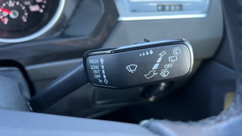 Used Volkswagen Tiguan 2021 for sale - 76745124: Photo 32