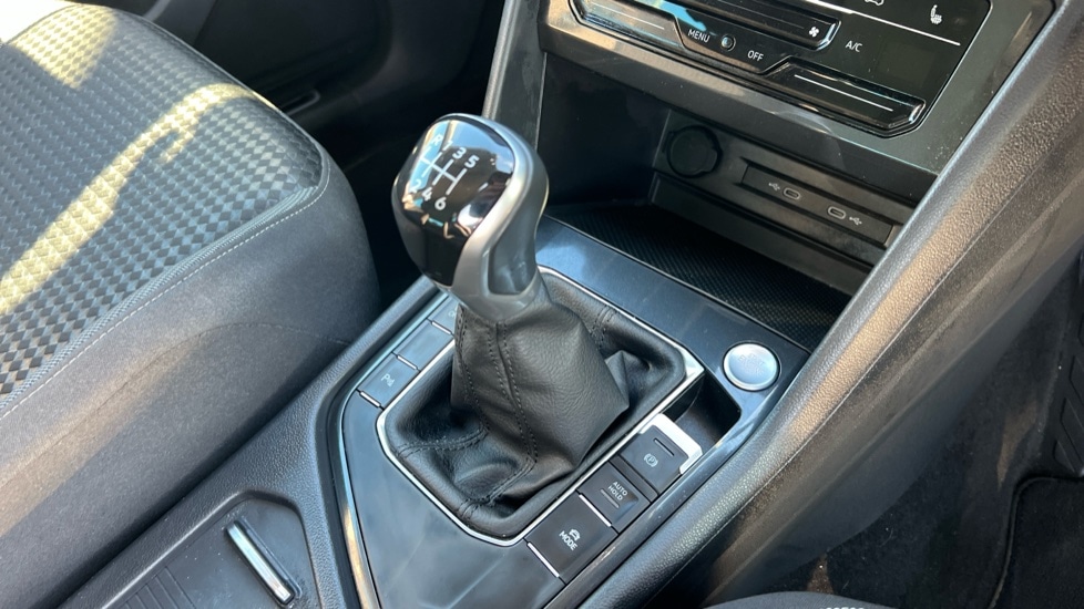 Used Volkswagen Tiguan 2021 for sale - 76745124: Photo 36