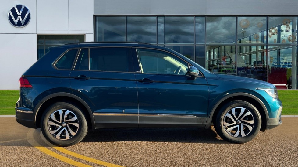 Used Volkswagen Tiguan 2021 for sale - 76745124: Photo 4