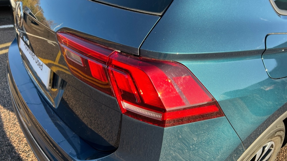 Used Volkswagen Tiguan 2021 for sale - 76745124: Photo 44