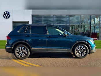 Used Volkswagen Tiguan 2021 for sale - 76745124: Photo