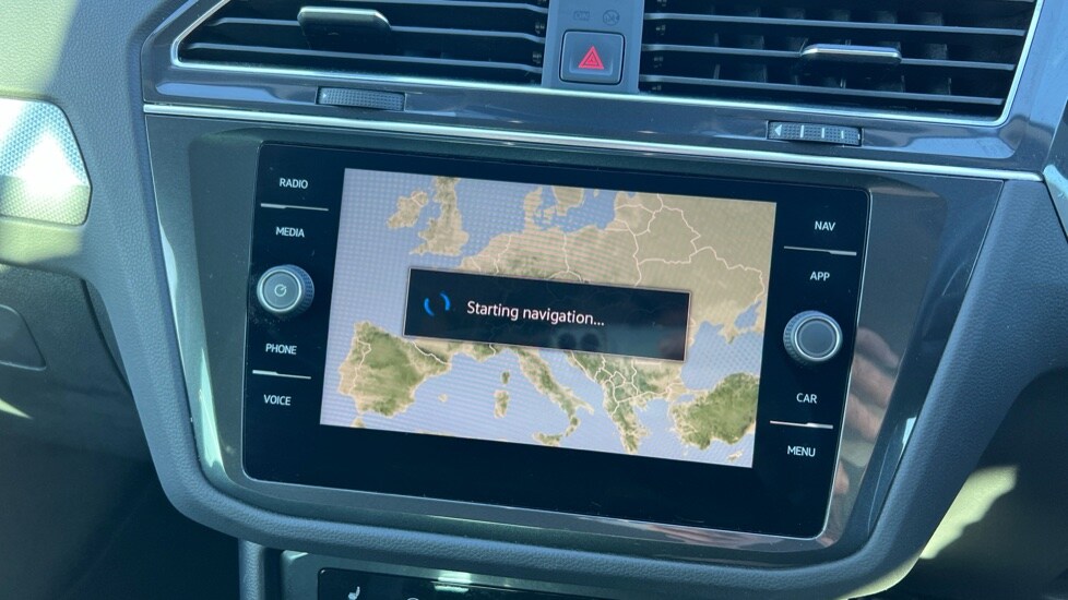 Used Volkswagen Tiguan 2021 for sale - 76745124: Photo 51