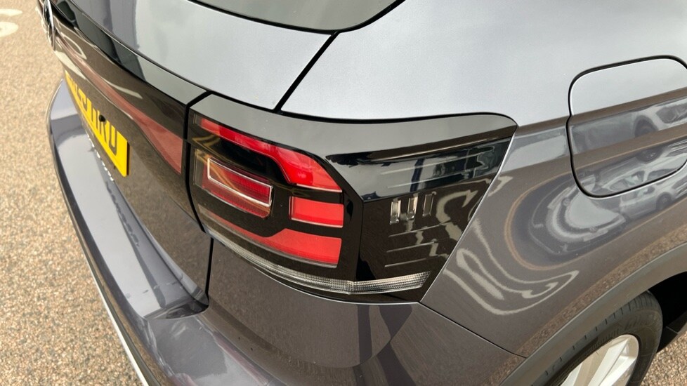 Used Volkswagen T-Cross 2023 for sale - 76008367: Photo 44