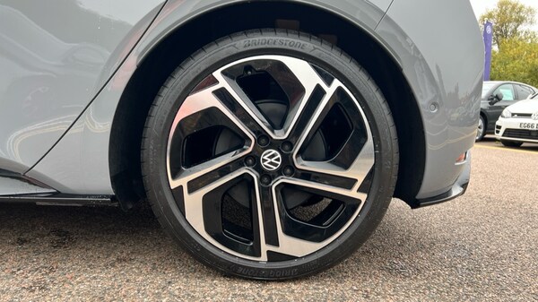 Used Volkswagen ID.3 2025 for sale - 76328290: Photo 19