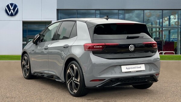 Used Volkswagen ID.3 2025 for sale - 76328290: Photo 3
