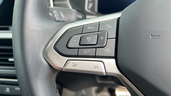 Used Volkswagen T-Cross 2024 for sale - 75629682: Photo 31