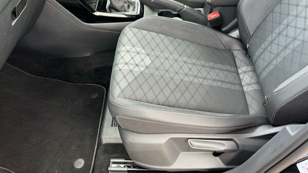 Used Volkswagen T-Cross 2024 for sale - 75629682: Photo 39