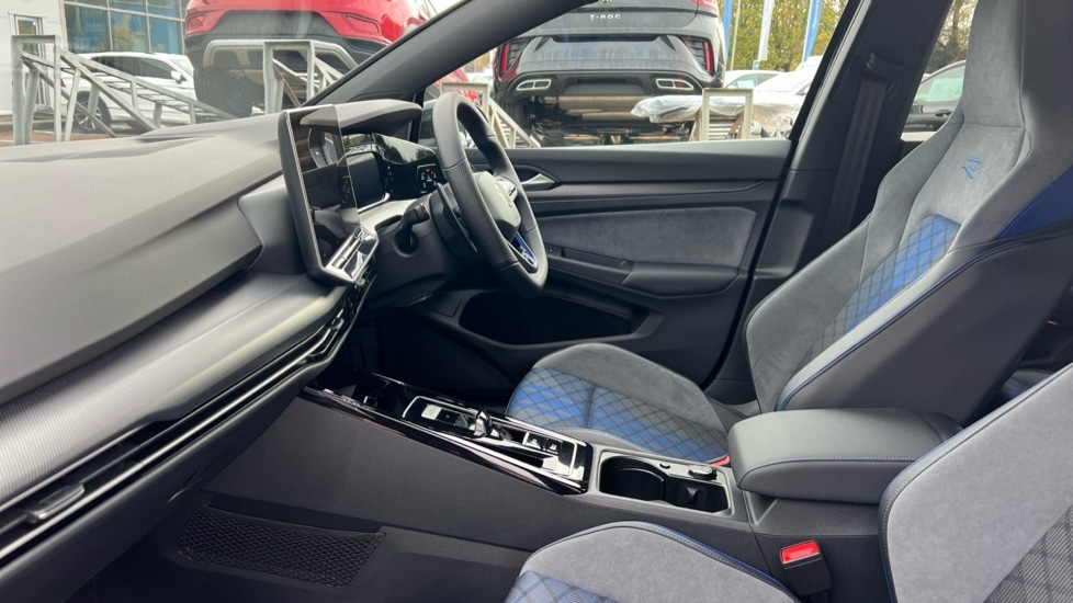 Used Volkswagen Golf 2025 for sale - 76586810: Photo 28