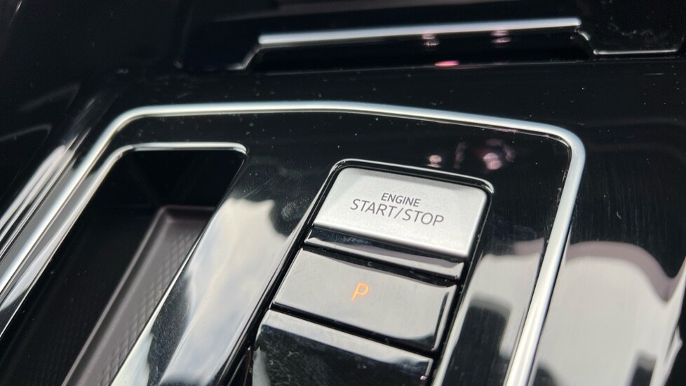 Used Volkswagen Golf 2025 for sale - 76586810: Photo 54