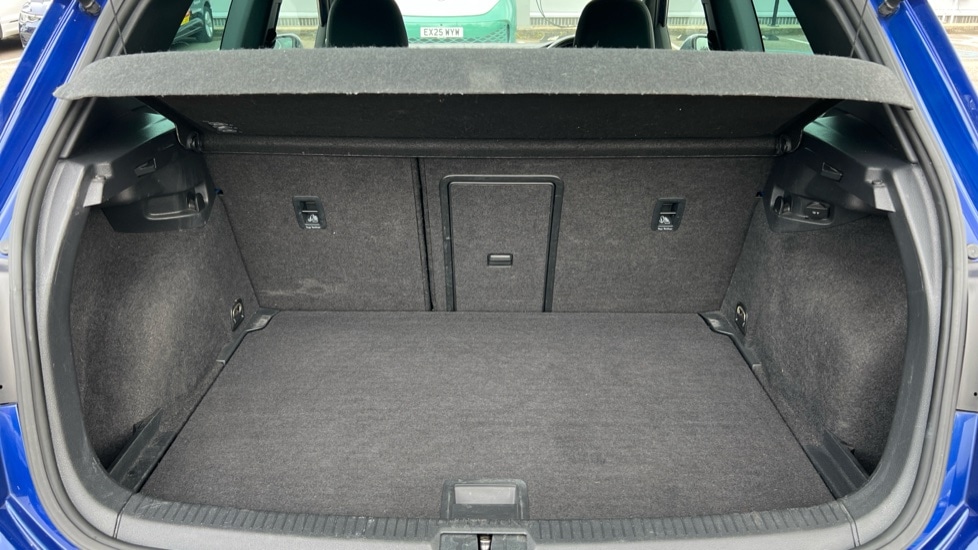 Used Volkswagen Golf 2018 for sale - 76487441: Photo 16