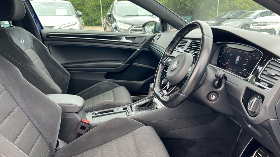 Used Volkswagen Golf 2018 for sale - 76487441: Photo 26