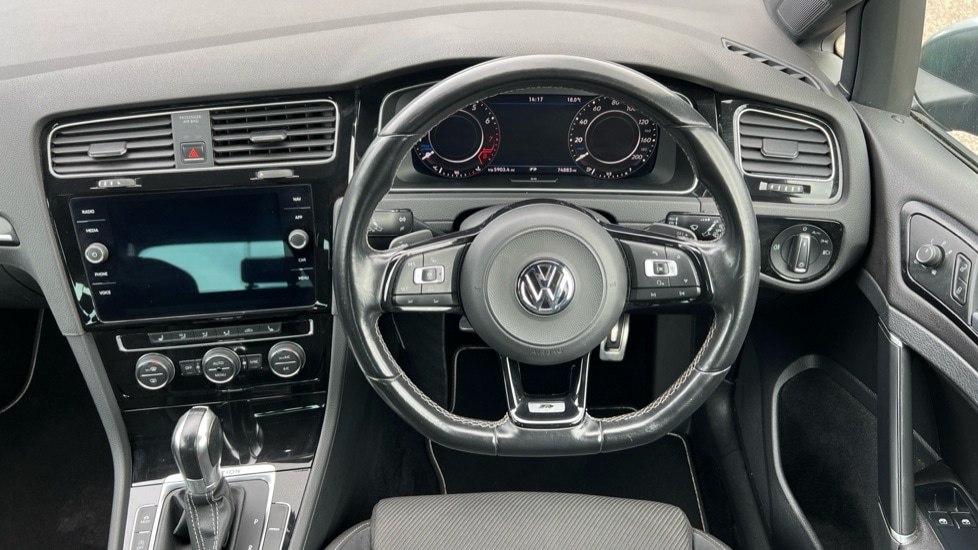 Used Volkswagen Golf 2018 for sale - 76487441: Photo 27