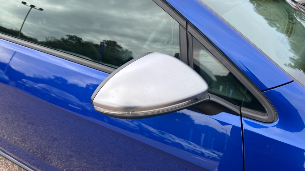 Used Volkswagen Golf 2018 for sale - 76487441: Photo 43