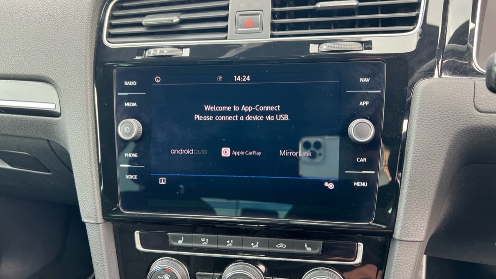 Used Volkswagen Golf 2018 for sale - 76487441: Photo 52