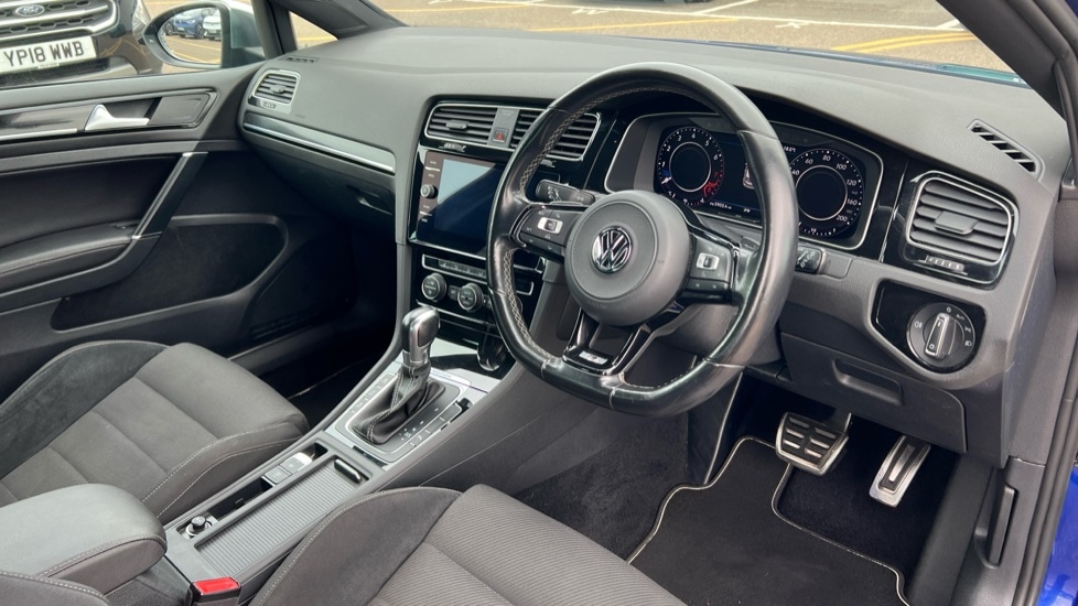 Used Volkswagen Golf 2018 for sale - 76487441: Photo 6