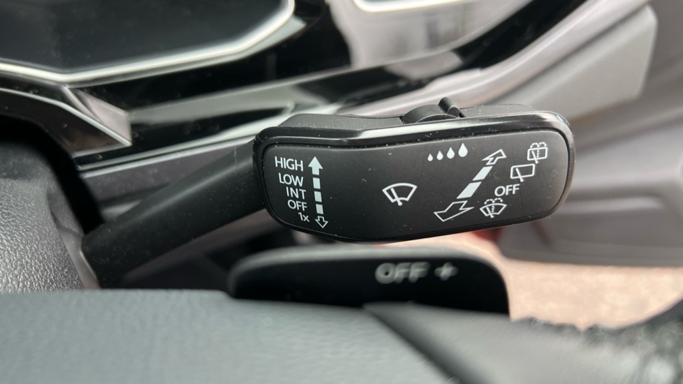 Used Volkswagen Taigo 2022 for sale - 76874912: Photo 32