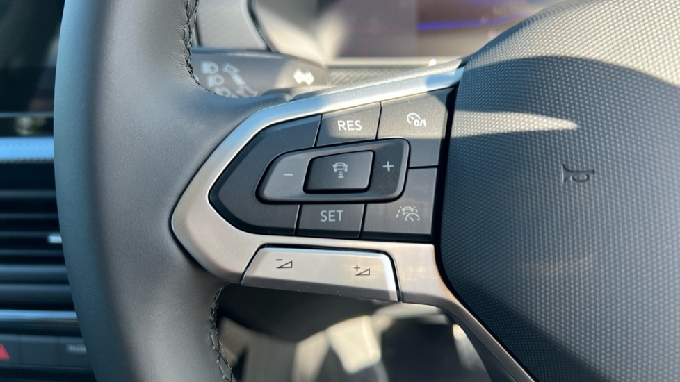 Used Volkswagen T-Cross 2025 for sale - 76328069: Photo 31