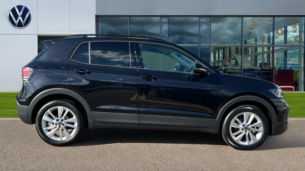 Used Volkswagen T-Cross 2025 for sale - 76328069: Photo 4