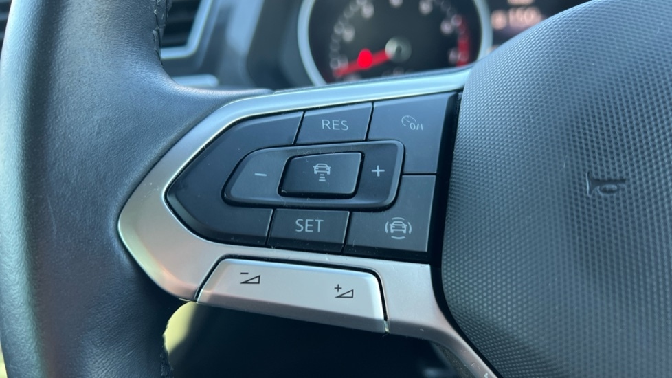 Used Volkswagen Tiguan 2021 for sale - 76873023: Photo 31