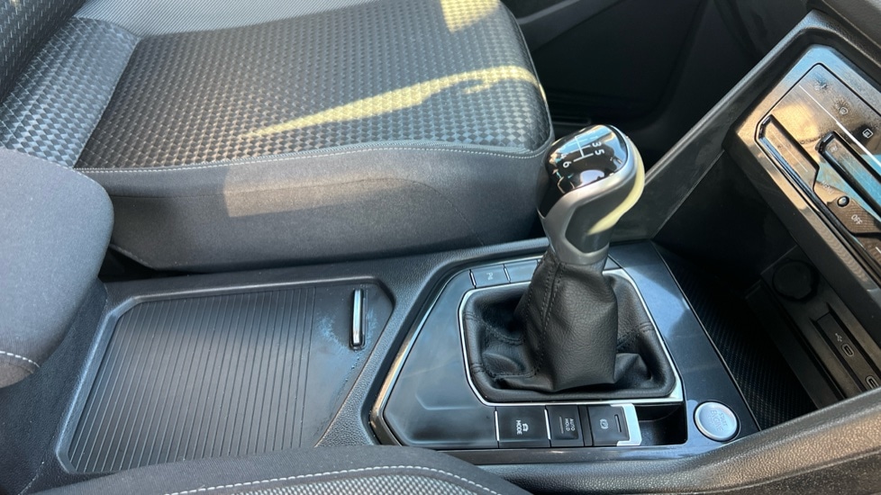 Used Volkswagen Tiguan 2021 for sale - 76873023: Photo 35