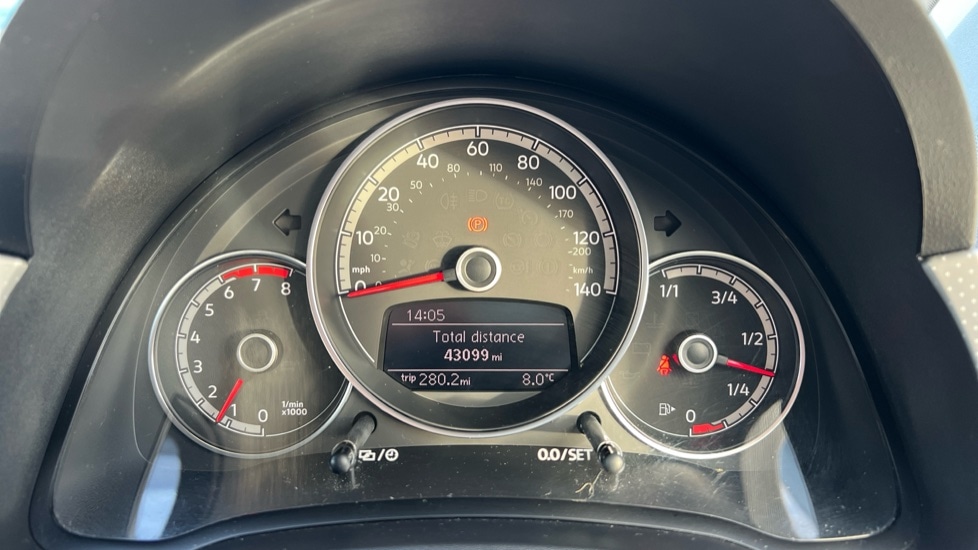 Used Volkswagen up! 2017 for sale - 76684372: Photo 14