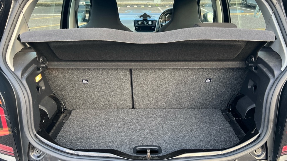 Used Volkswagen up! 2017 for sale - 76684372: Photo 16