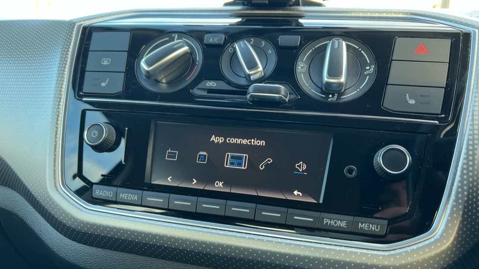 Used Volkswagen up! 2017 for sale - 76684372: Photo 21