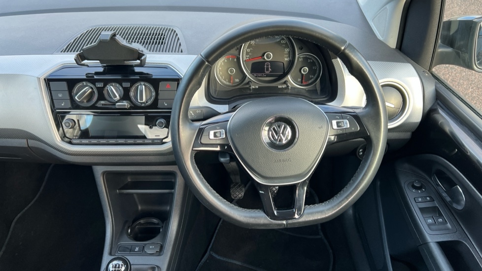 Used Volkswagen up! 2017 for sale - 76684372: Photo 27