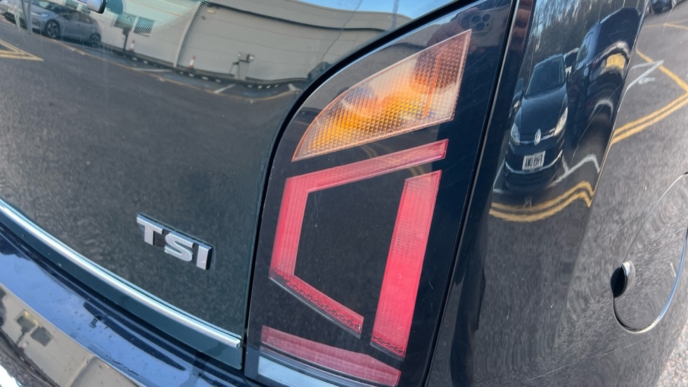 Used Volkswagen up! 2017 for sale - 76684372: Photo 41