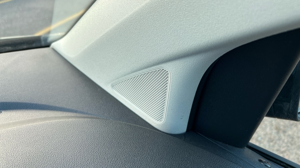 Used Volkswagen up! 2017 for sale - 76684372: Photo 47