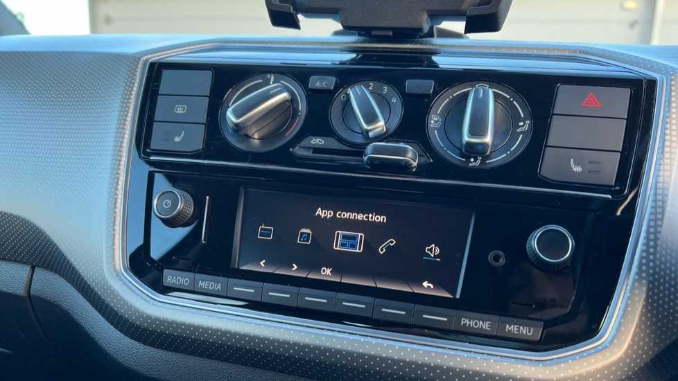 Used Volkswagen up! 2017 for sale - 76684372: Photo 50