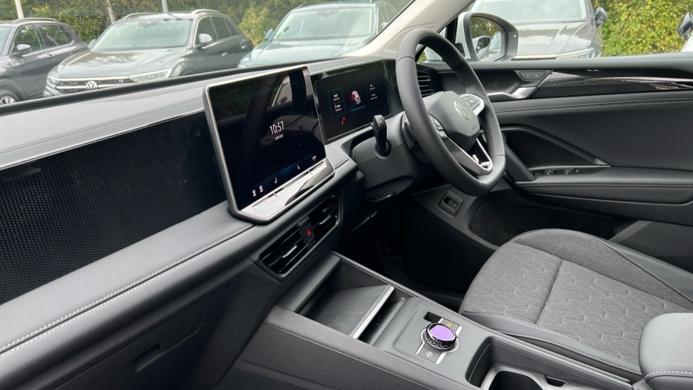 Used Volkswagen Tiguan 2025 for sale - 76870251: Photo 2