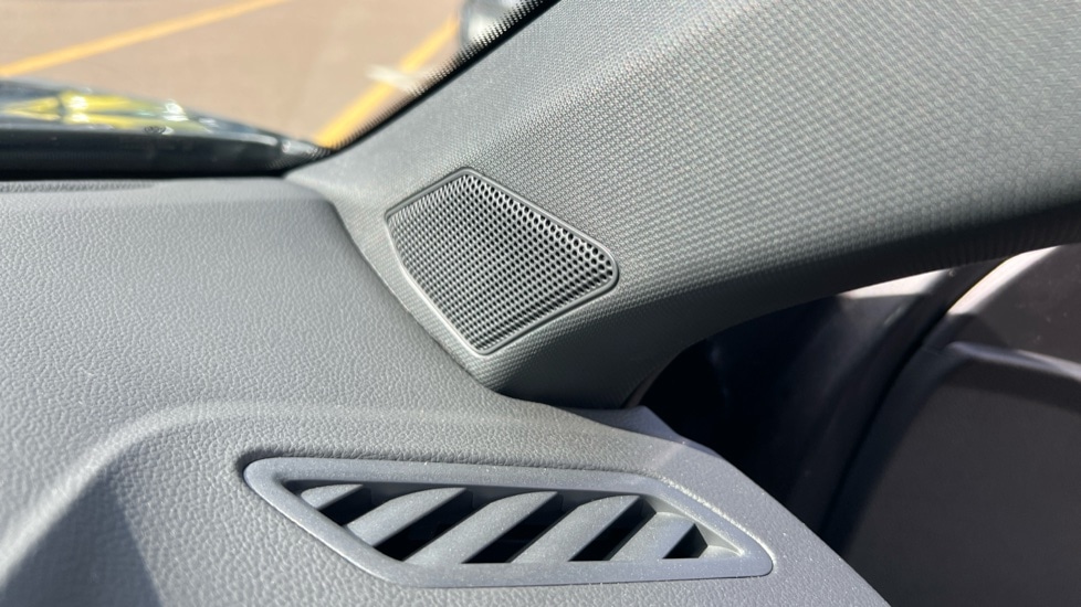 Used Volkswagen T-Roc 2025 for sale - 76870232: Photo 46