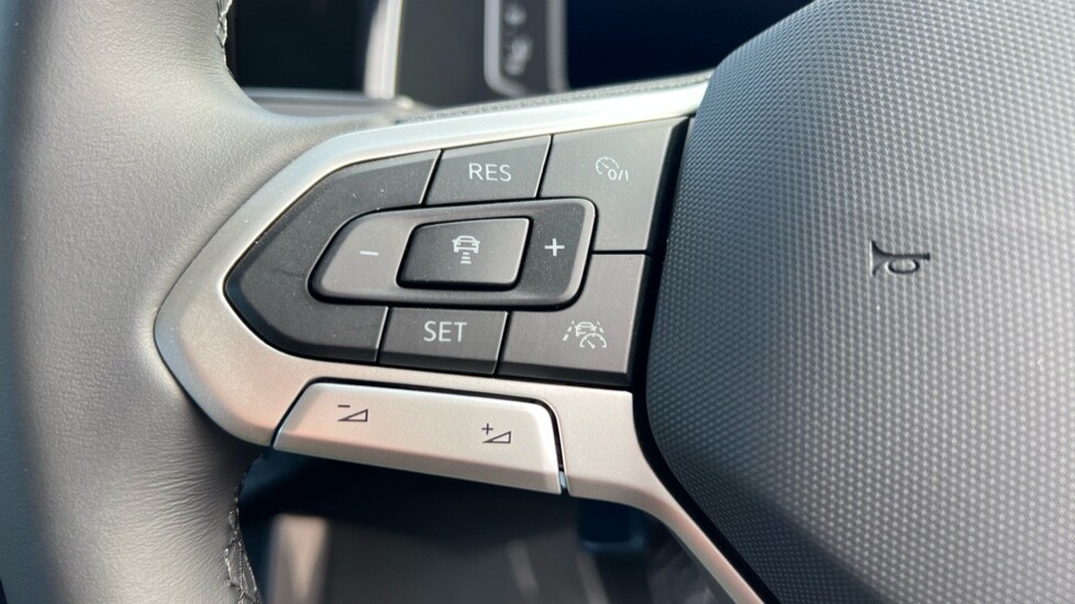 Used Volkswagen Taigo 2025 for sale - 76870307: Photo 31