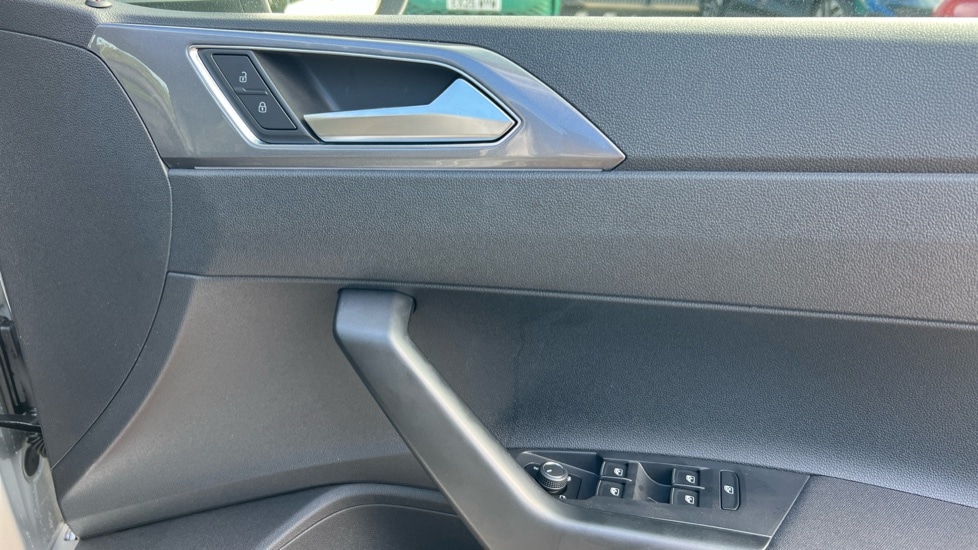 Used Volkswagen Taigo 2025 for sale - 76870307: Photo 37