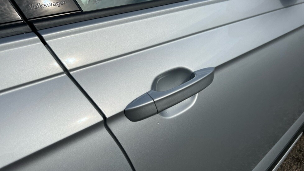 Used Volkswagen Taigo 2025 for sale - 76870307: Photo 42