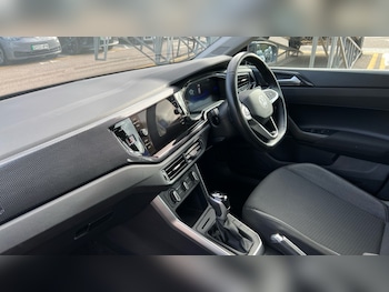 Used Volkswagen Polo 2024 for sale - 76501349: Photo