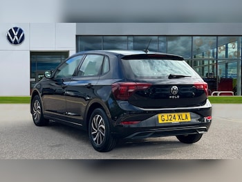 Used Volkswagen Polo 2024 for sale - 76501349: Photo