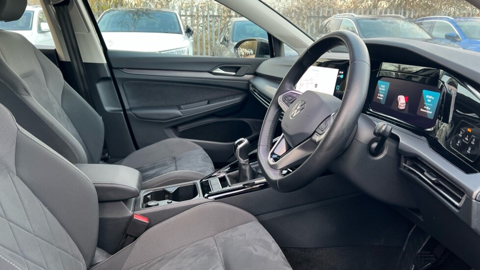 Used Volkswagen Golf 2024 for sale - 77057784: Photo 26