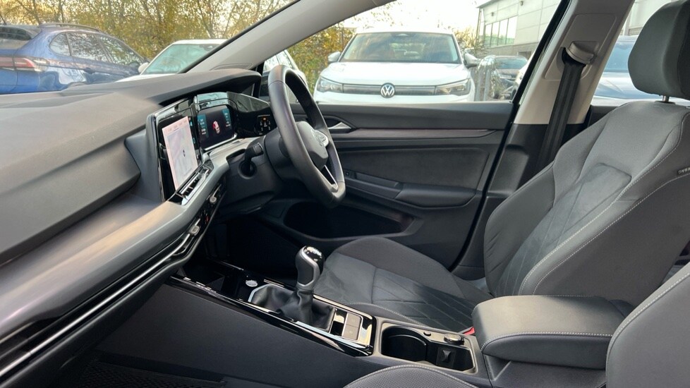 Used Volkswagen Golf 2024 for sale - 77057784: Photo 28