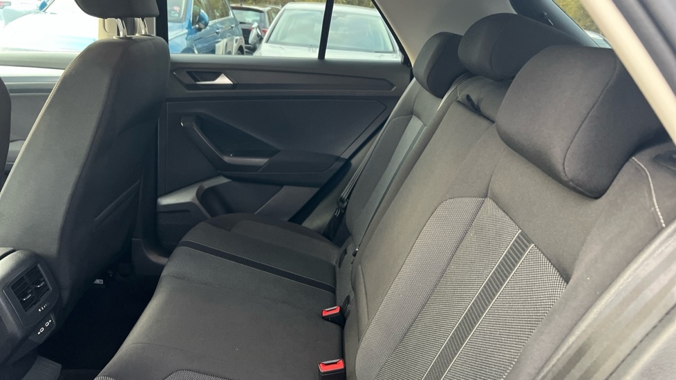 Used Volkswagen T-Roc 2023 for sale - 76526500: Photo 15
