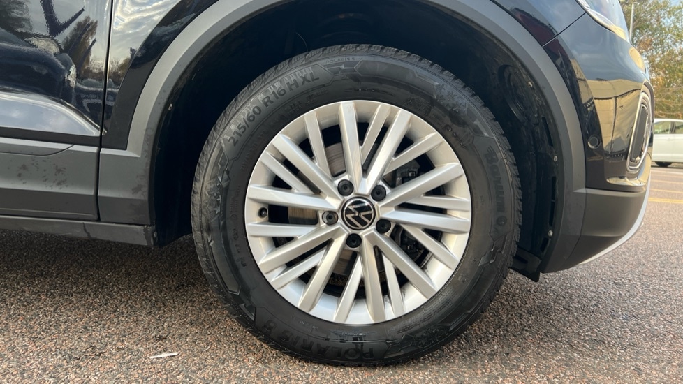 Used Volkswagen T-Roc 2023 for sale - 76526500: Photo 20