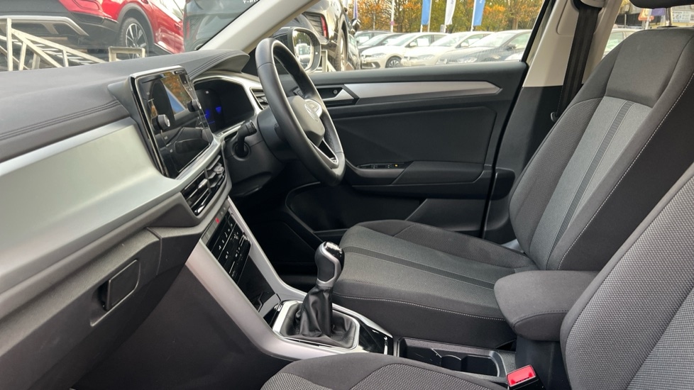 Used Volkswagen T-Roc 2023 for sale - 76526500: Photo 28