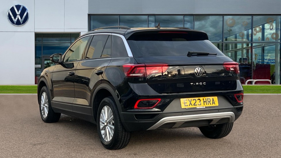 Used Volkswagen T-Roc 2023 for sale - 76526500: Photo 3