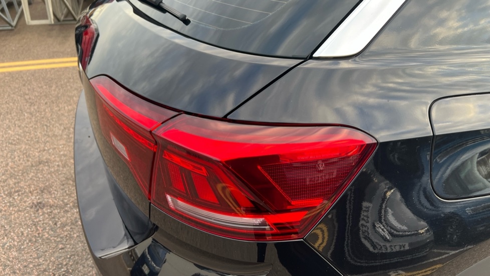 Used Volkswagen T-Roc 2023 for sale - 76526500: Photo 44